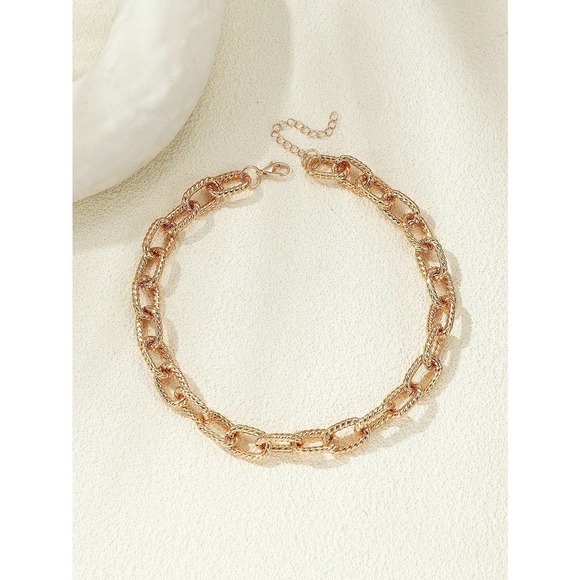 Minimalist chunky silver Chain Necklace - Picture 6 of 10